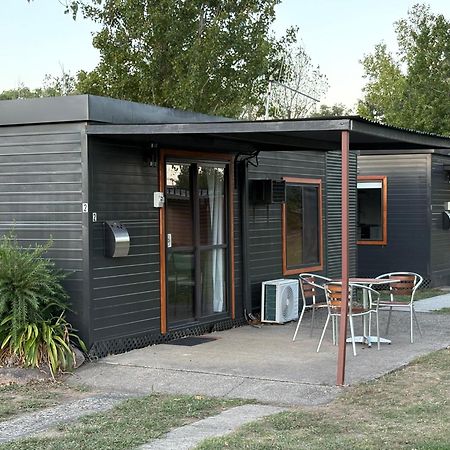 Corryong Caravan Park Formally Mt Mittamatite Caravan Park Экстерьер фото